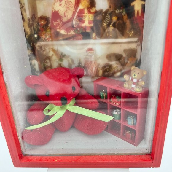 Handcrafted Shadow Box 7.5 x 5.5 x 3 Red Teddy Bear Christmas - Picture 2 of 7